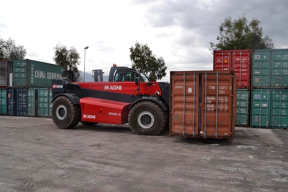 LOGISTICA-E-MOVIMENTAZIONE-MATERIALE-PESANTE